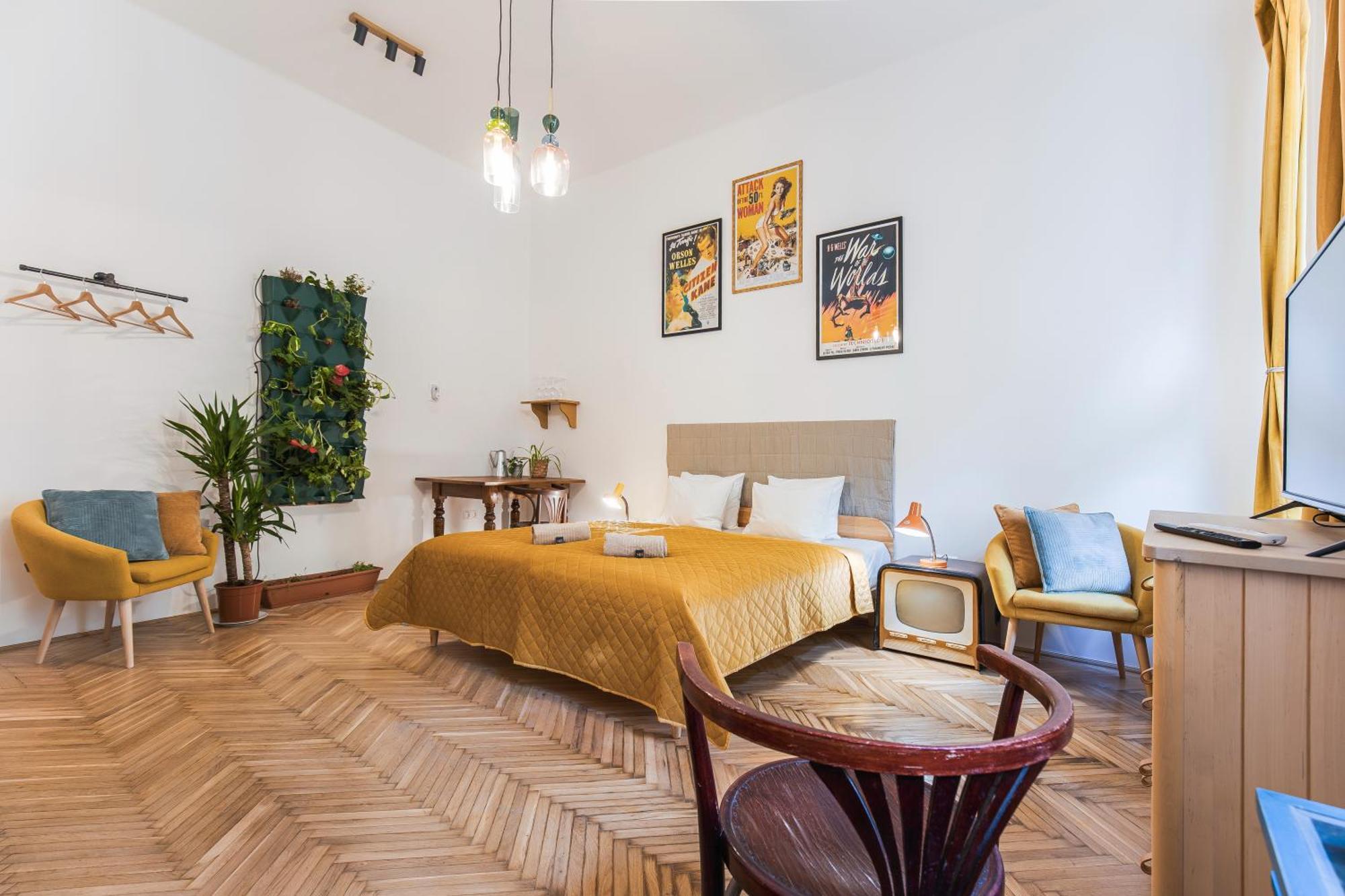 Budapestayz - Lonyay * Budapešť